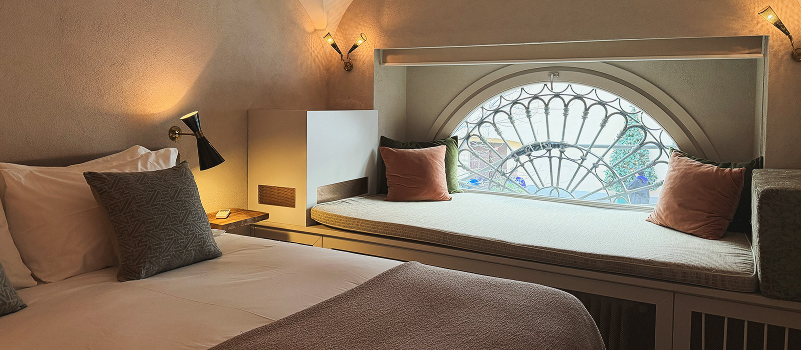 Gio Roma Room Detail